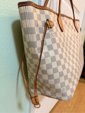 Louis Vuitton Neverfull Damier Azur MM (Rose Ballerine)